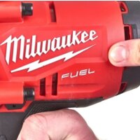 Гайковерт Milwaukee M18 Fuel One-Key 1" (без АКБ, кейс) фото-4