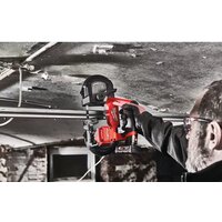 Ленточная пила Milwaukee Fuel M12 FBS64-402C 4933478441 (с 2-мя АКБ, кейс) фото-3 Ленточная пила Milwaukee Fuel M12 FBS64-402C 4933478441 (с 2-мя АКБ, кейс) фото-3