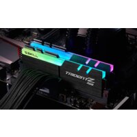 Оперативная память G.Skill Trident Z RGB 2x16GB DDR4 PC4-28800 F4-3600C18D-32GTZR фото-3