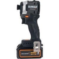 Винтоверт DeWalt DCF85MM2T (с 2-мя АКБ, кейс) фото-3 Винтоверт DeWalt DCF85MM2T (с 2-мя АКБ, кейс) фото-3